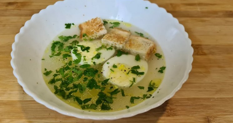 Я почала готувати курячі лапки. Вони корисні і якщо правильно приготувати, то і смачні