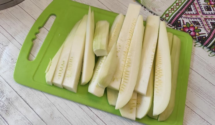 Закуска "Тещин язик" з кабачків на зиму