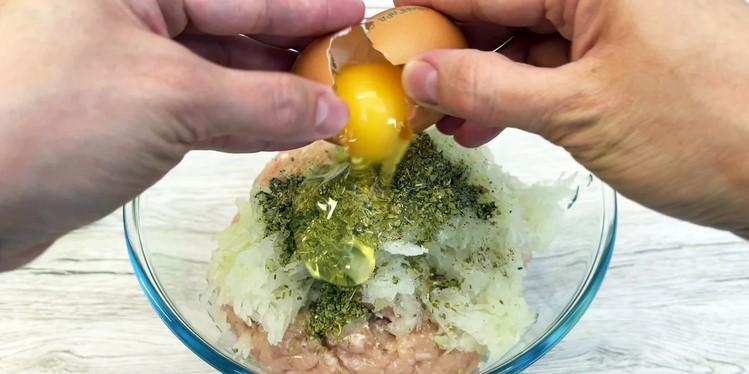 Люблю страви з фаршу: і готувати просто, і смачно виходить