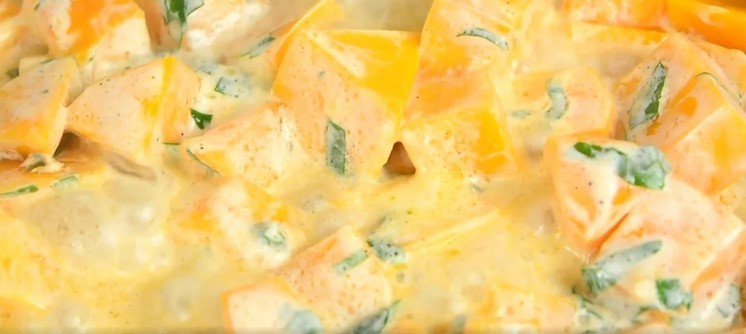 У вас є гарбуз? Не пропустіть цей рецепт. Гарбуз в сметанному соусі