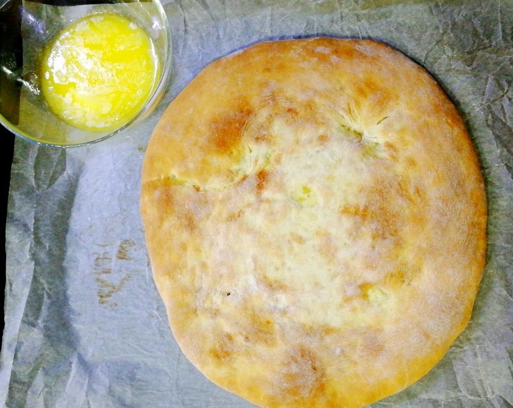 Коли набридають пиріжки, я печу пироги на універсальному тісті