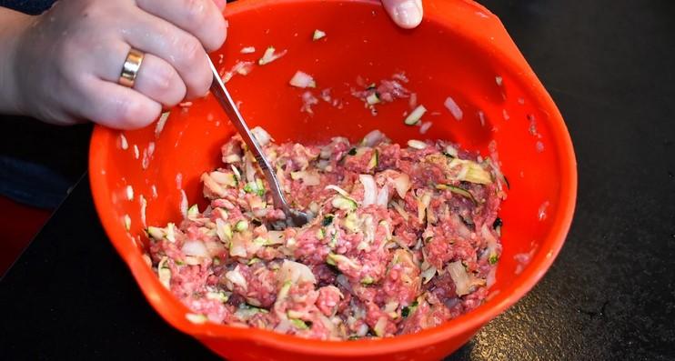 Нарешті я знайшла смачненький і незвичайний рецепт приготування котлет