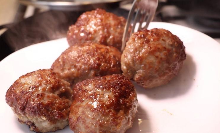 Виявляється, сода не тільки випічку піднімає, але й котлети робить соковитішими, ніжнішими і смачнішими