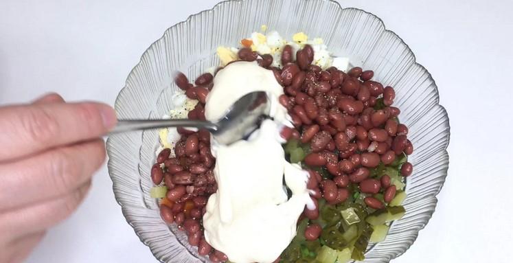 Неймовірний салат з квасолею. Корисний і смачний рецепт