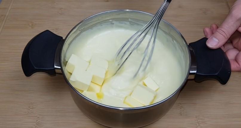 Простий рецепт найсмачнішого торта з печива: без духовки та міксера