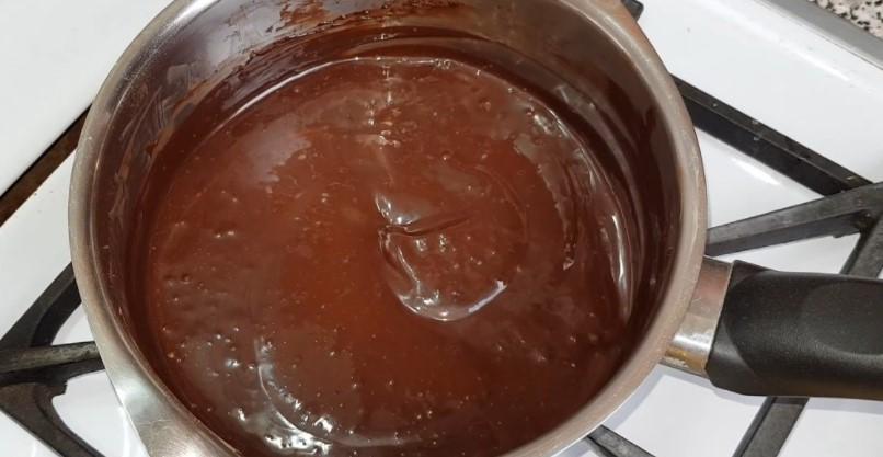 Простий рецепт найсмачнішого торта з печива: без духовки та міксера