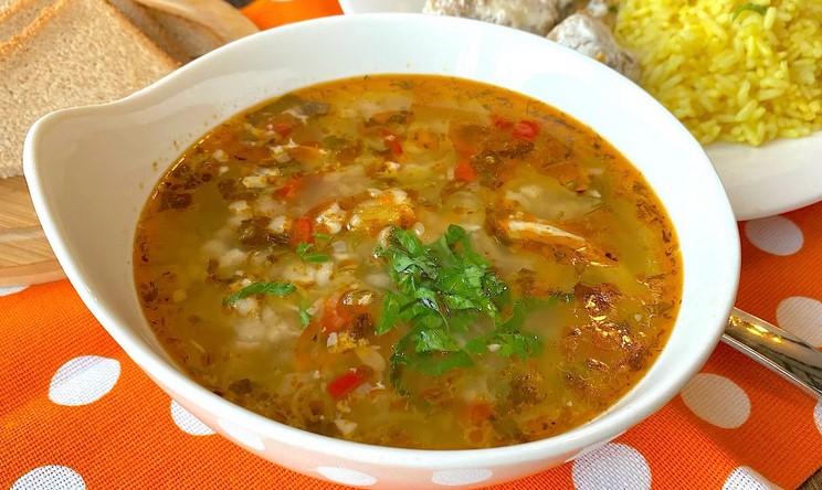 Мій розсольник завжди смачний, просто варю його із правильних огірків