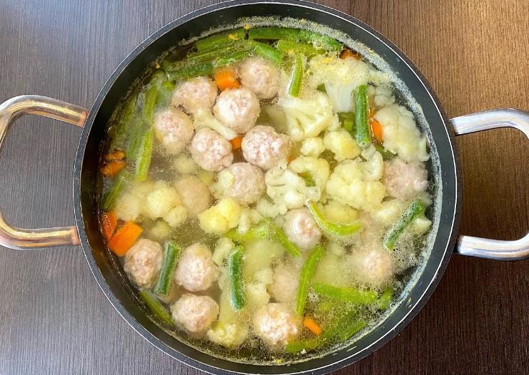 Легкий, корисний суп для всієї родини: таку страву можна навіть під час дієти