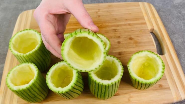 Беру кабачки, картоплю, фарш і готую все відразу в одному посуді без смаження та запікання