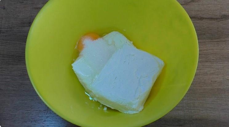 Ідеальний рецепт сирників на сніданок. Виходять завжди дуже смачні та ніжні