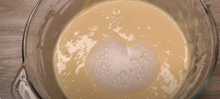 Банани у мене не затримуються: готую з них найсмачніші пончики