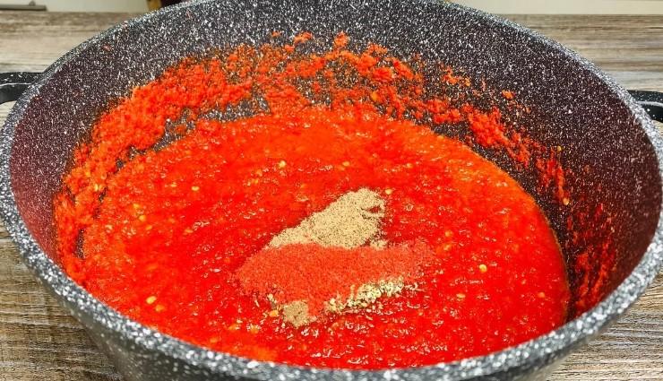 Такий соус у магазині не купиш: гостро-солодкий зігріваючий конфітюр із перцю