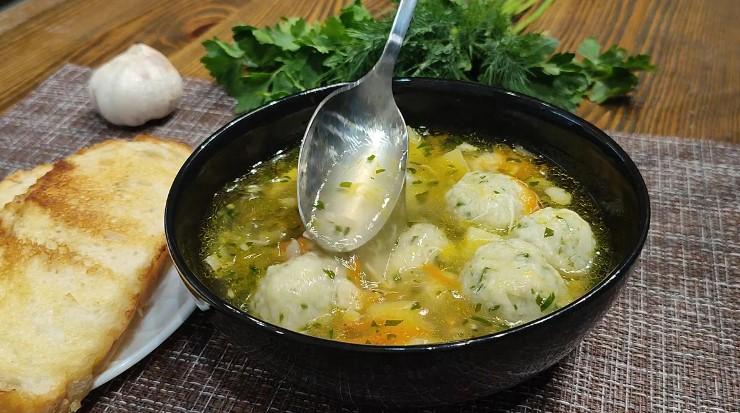 Цей суп мене приємно здивував! Курячий суп із сирними кульками