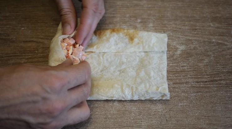 Сосиски просто так не їм, а готую "смакоту" на сковороді за 15 хвилин, рідні просто обожнюють