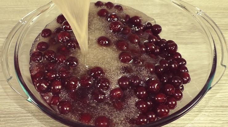 Рецепт вишневого варення (без варіння ягід) на зиму: як зберегти ягоду на весь рік