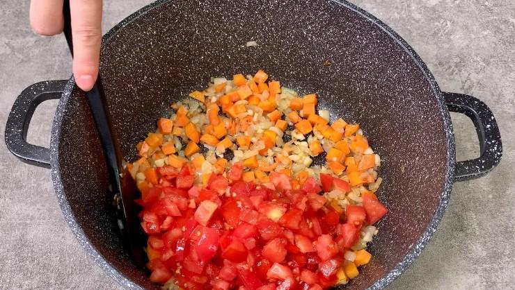 Готую наваристий суп: продукти прості, готується швидко і виходить дуже смачний