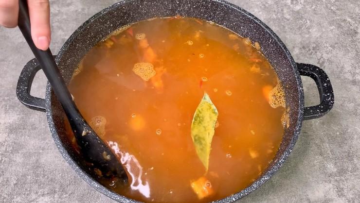 Готую наваристий суп: продукти прості, готується швидко і виходить дуже смачний