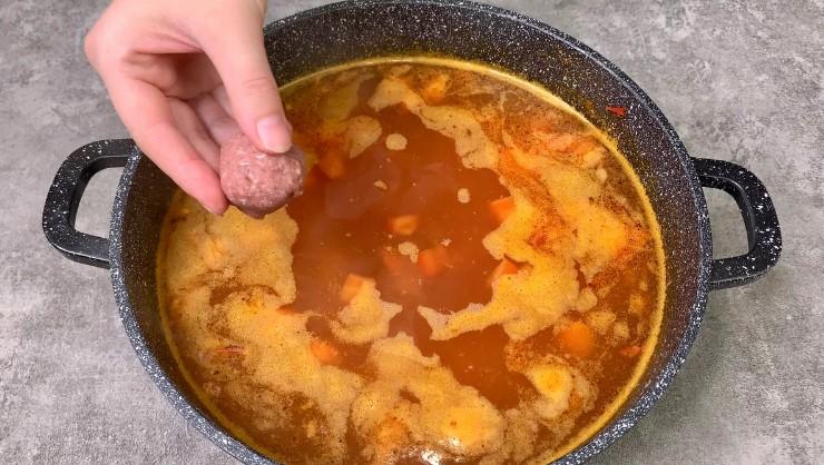 Готую наваристий суп: продукти прості, готується швидко і виходить дуже смачний