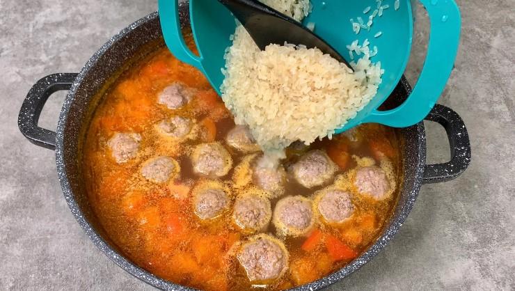 Готую наваристий суп: продукти прості, готується швидко і виходить дуже смачний