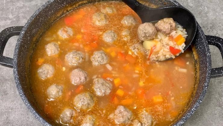 Готую наваристий суп: продукти прості, готується швидко і виходить дуже смачний