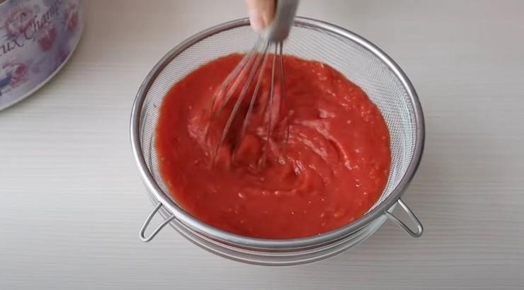 Моя дружина готує дуже смачний домашній кетчуп. Ділюсь рецептом