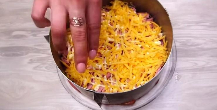 Салат Блондинка: минулого року на новорічному святковому столі був у центрі уваги