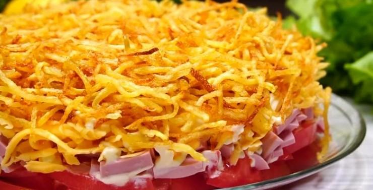 Салат Блондинка: минулого року на новорічному святковому столі був у центрі уваги