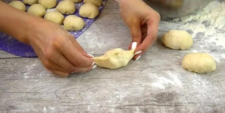 Улюблені пиріжки дітей: і на сніданок їдять, і до школи для перекусу беруть