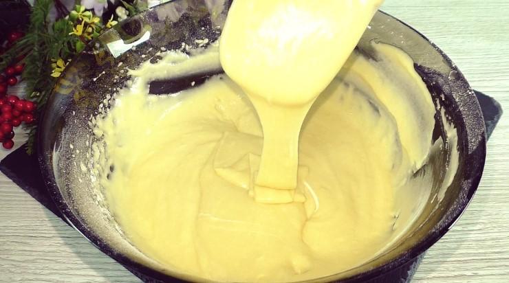 Заливний пиріг з яблуками на швидку руку. Простіше рецепту не знаю