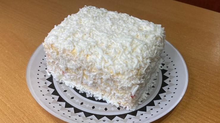 Незвичайний торт-салат "Рафаелло" на святковий стіл