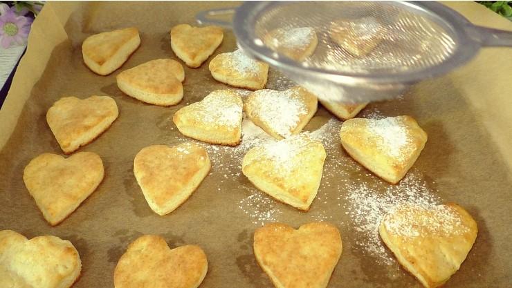 Рецепт найпростішого сирного печива на кожен день