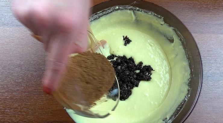 Простий домашній торт для сімейного чаювання