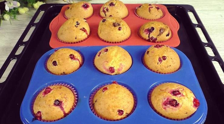 Домашні кекси з найпростіших продуктів, все змішую і в духовку