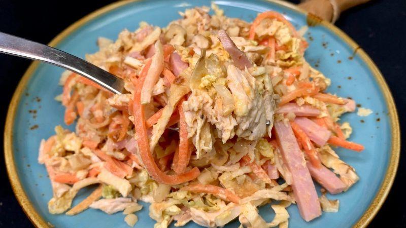 Неймовірно яскравий та смачний салат