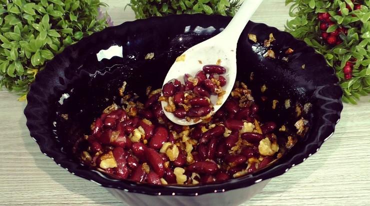 Салат із червоною квасолею без майонезу. Відмінний варіант для перекусу або повноцінної вечері