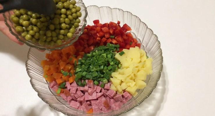 Смачний салат на всі випадки життя