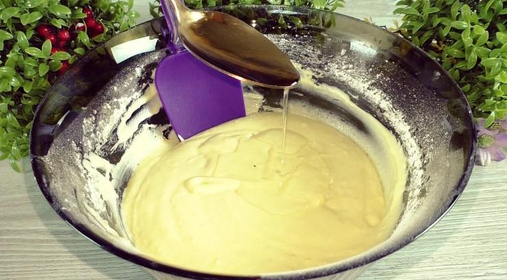 Простий сирний пиріг із доступних продуктів