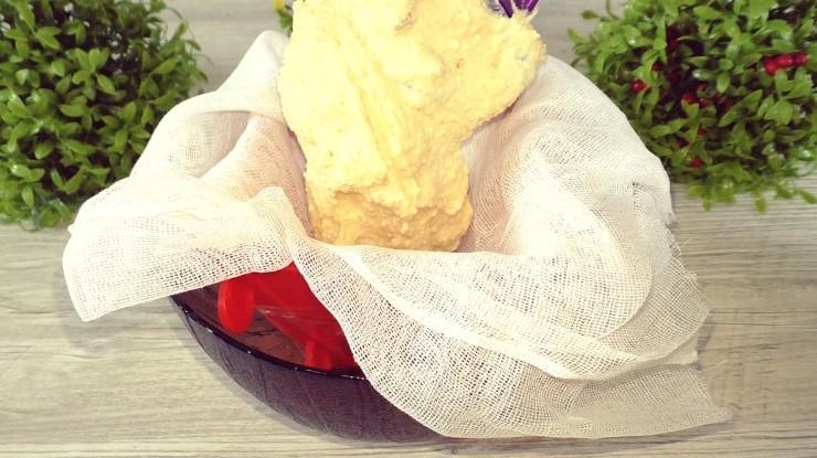 Сирна паска, на приготування потрібно всього кілька хвилин
