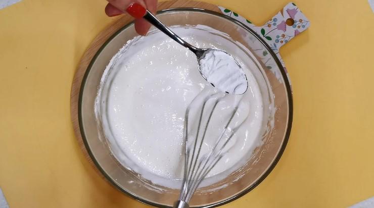 Випікаю такі пироги з різними ягодами, міняю начинки за смаком