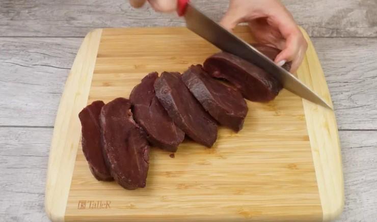 Що ж такого я додаю в котлети з печінки, що всі, хто пробують, просять розкрити секрет