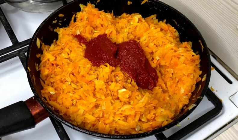 Щороку так закриваю кабачкову ікру на зиму: рецепт без стерилізації