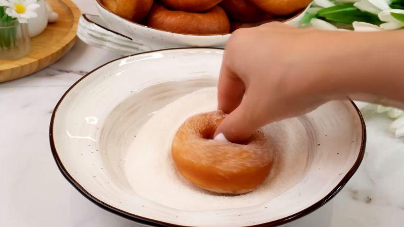 Пончики із секретом: зазвичай нам двох мисок мало