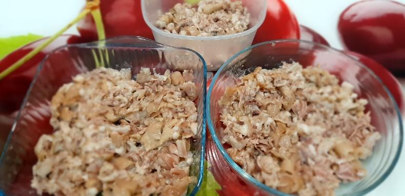 Холодець зі свинячих ніжок. Економний рецепт