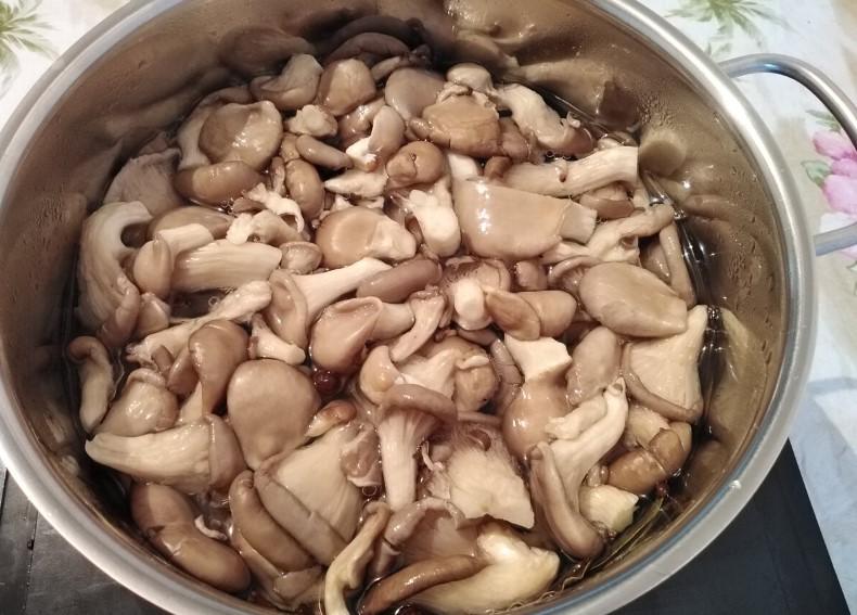 Усього дванадцять годин і приголомшливі мариновані гриби у вас на столі