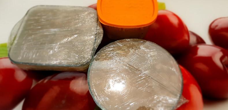 Холодець зі свинячих ніжок. Економний рецепт