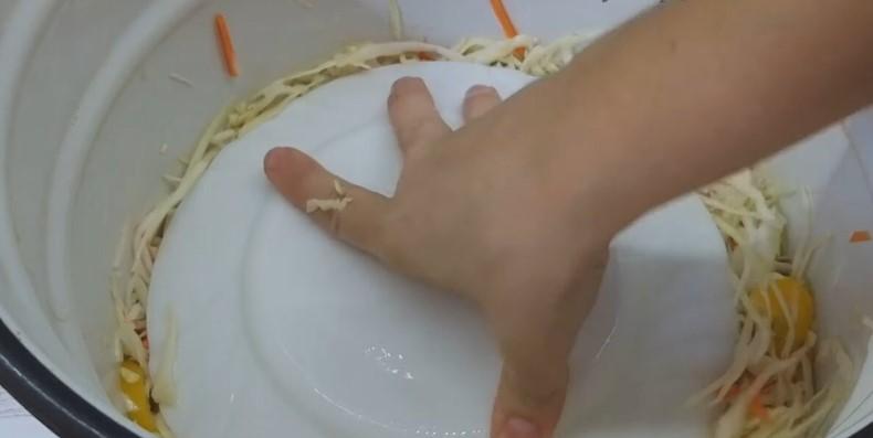 Хрумка капуста провансаль швидкого приготування! Найпопулярніший салат із капусти на зиму