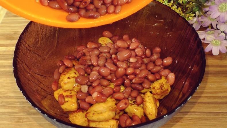 Закуска з курячої грудки хоч на свято, хоч на кожен день