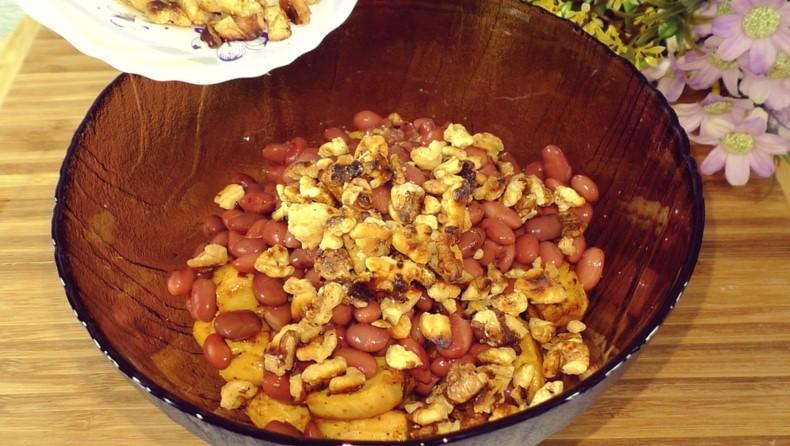 Закуска з курячої грудки хоч на свято, хоч на кожен день