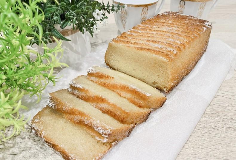 Прочитала список інгредієнтів і одразу зрозуміла це він, манник: у ньому немає борошна