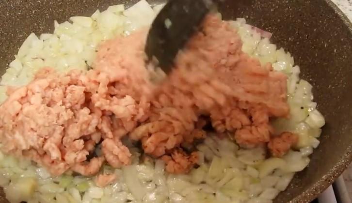 Одна з найсмачніших страв у світі "Цепеліни"